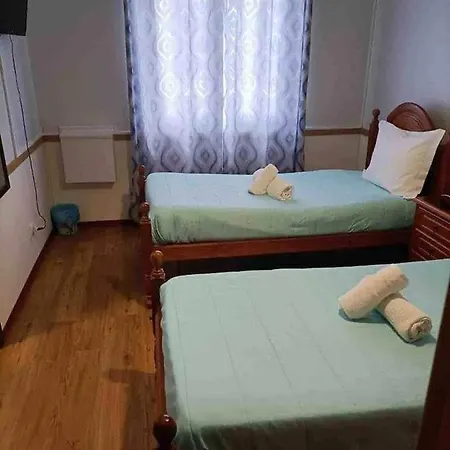 Azores House Pensjonat Ponta Delgada