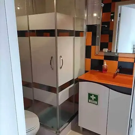 Pensjonat Azores House *