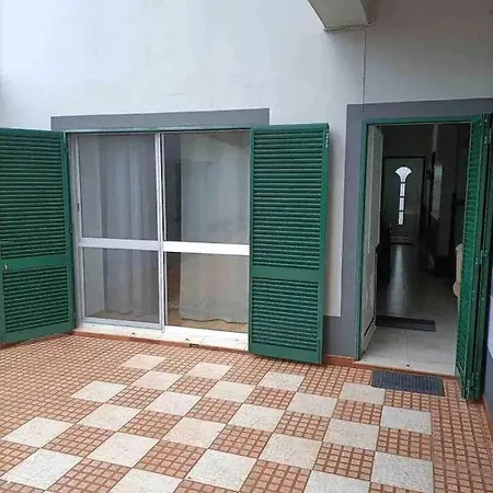 Azores House Maison d'hôtes Ponta Delgada